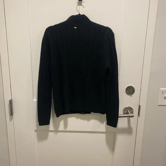 St. John Sport 100% Cashmere Jacket - Picture 5 of 5